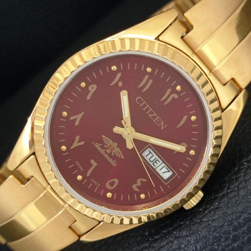 Vintage 1983 Citizen Automatic Mens Gold Watch W/daydate & Red accents